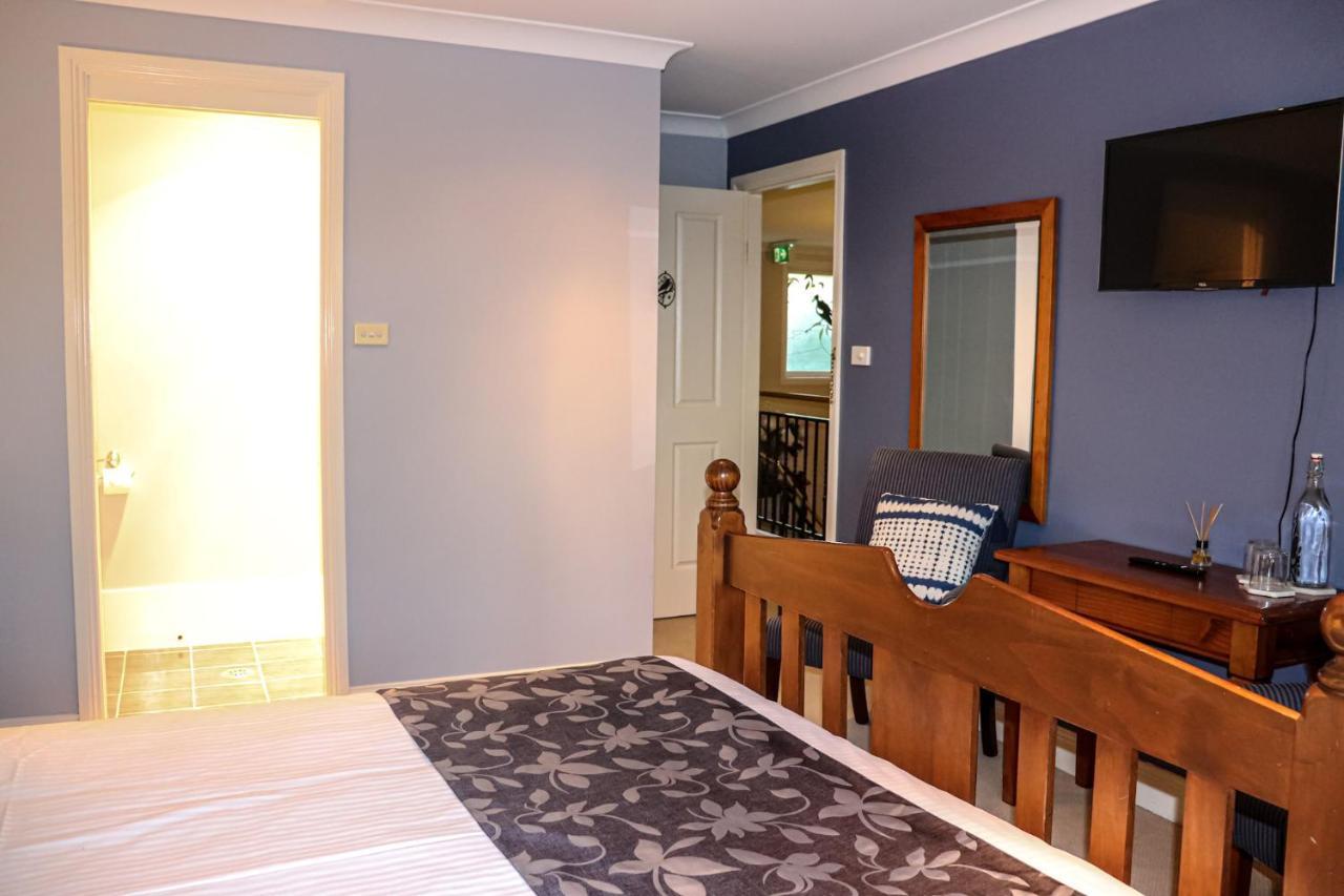 Plumes Boutique Bed & Breakfast Tamworth Extérieur photo