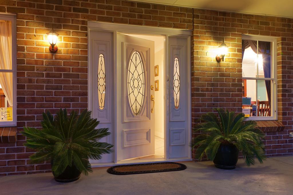 Plumes Boutique Bed & Breakfast Tamworth Extérieur photo