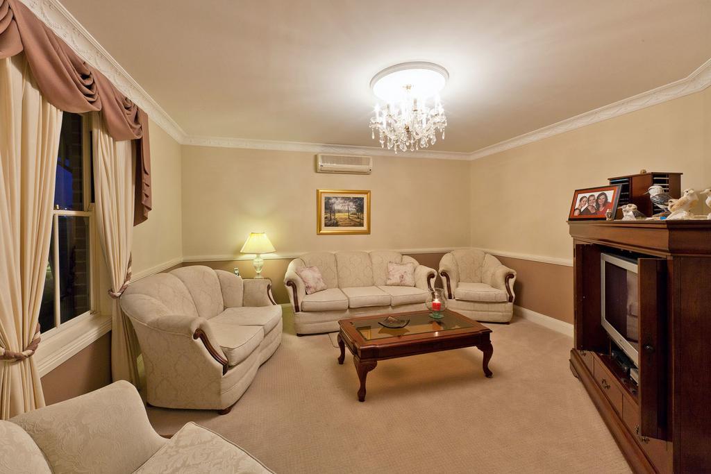 Plumes Boutique Bed & Breakfast Tamworth Extérieur photo